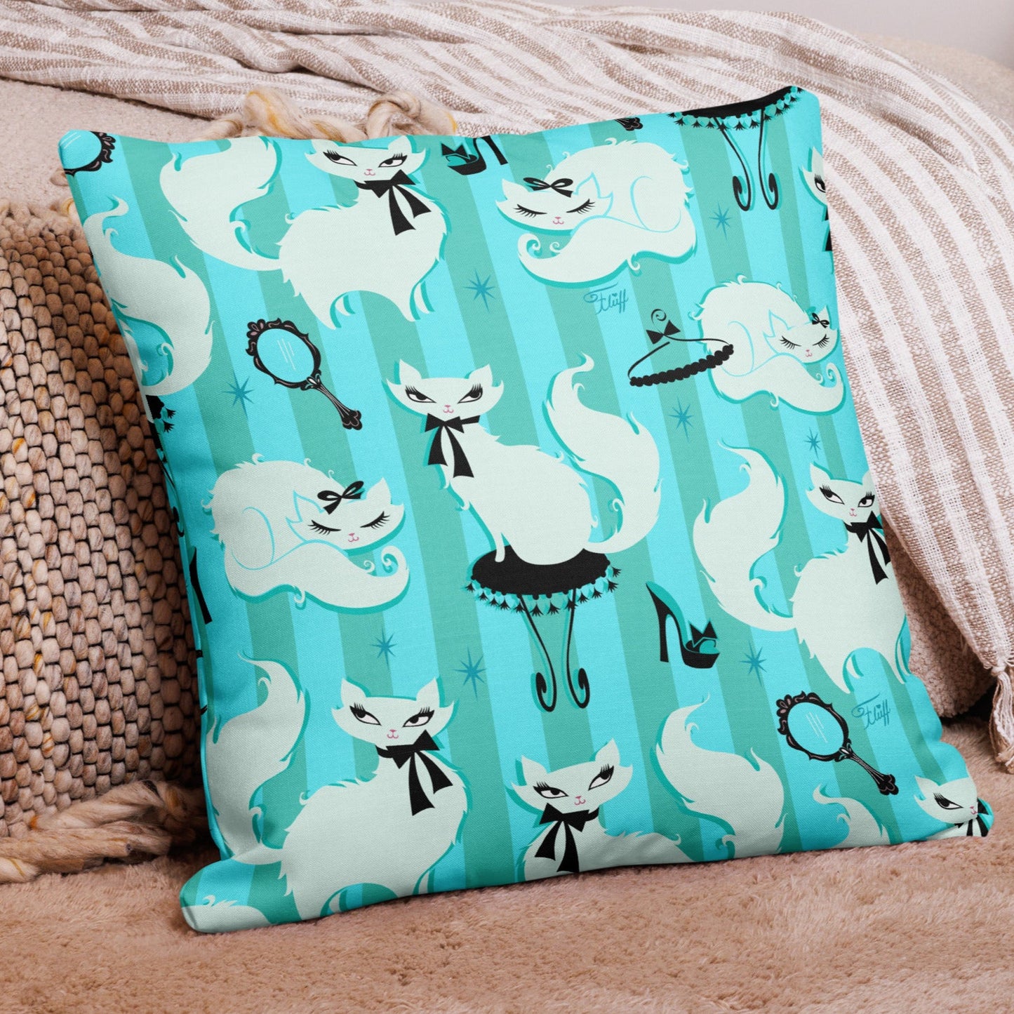 Boudoir Kitties Mint • Decor Pillow