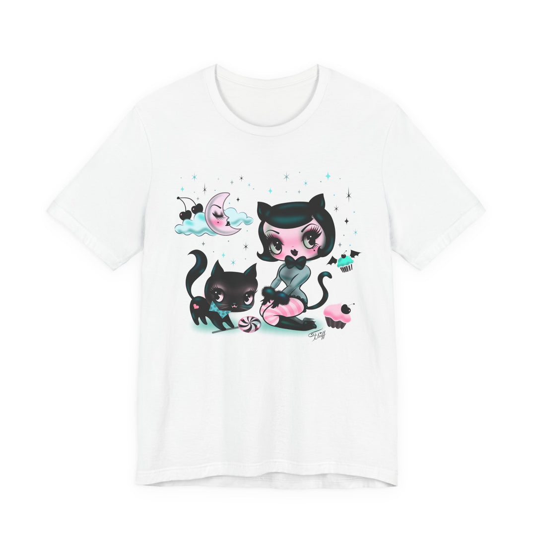 Kitten Doll with Cupcakes • Unisex Tee