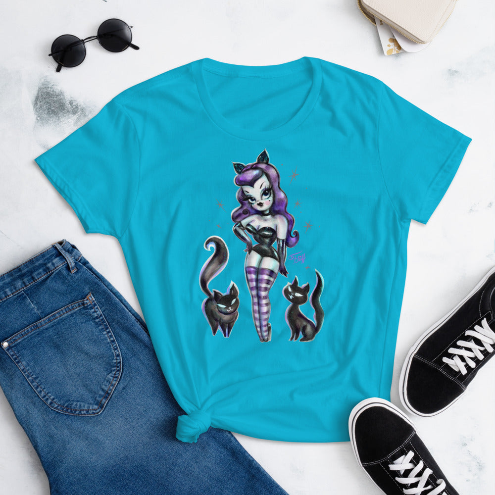 Cat Dolly with Kitty Friends • Womens' T-Shirt