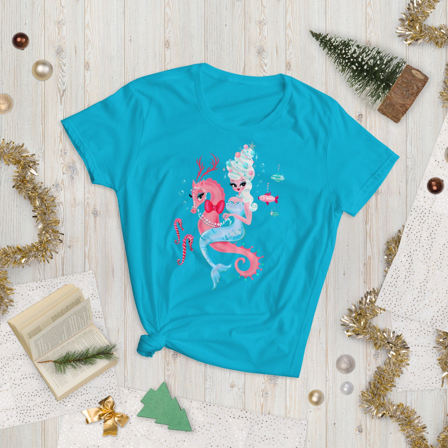 Christmas Mermaid • Women's Relaxed Fit T-Shirt