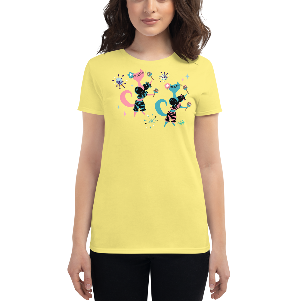 Mambo Kitties with Maracas • Women's T-Shirt